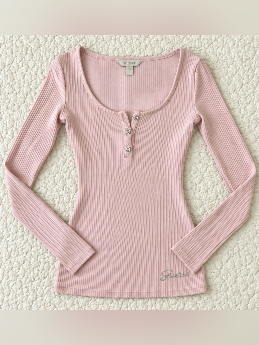 GUESS Y2K Baby Pink Ribbed Henley Top Rhinestone Logo Long Sleeve Coquette XS